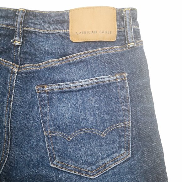 2 / $30.00 - American Eagle Ne(x)t Level Ladies Size 28 Athletic Fit Jean Shorts - Picture 5 of 12